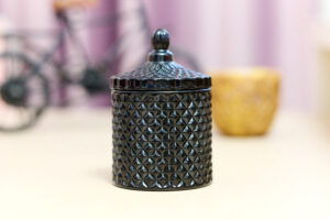 Lumanare parfumata din ceara de soia hand made. cadou. recipient din sticla